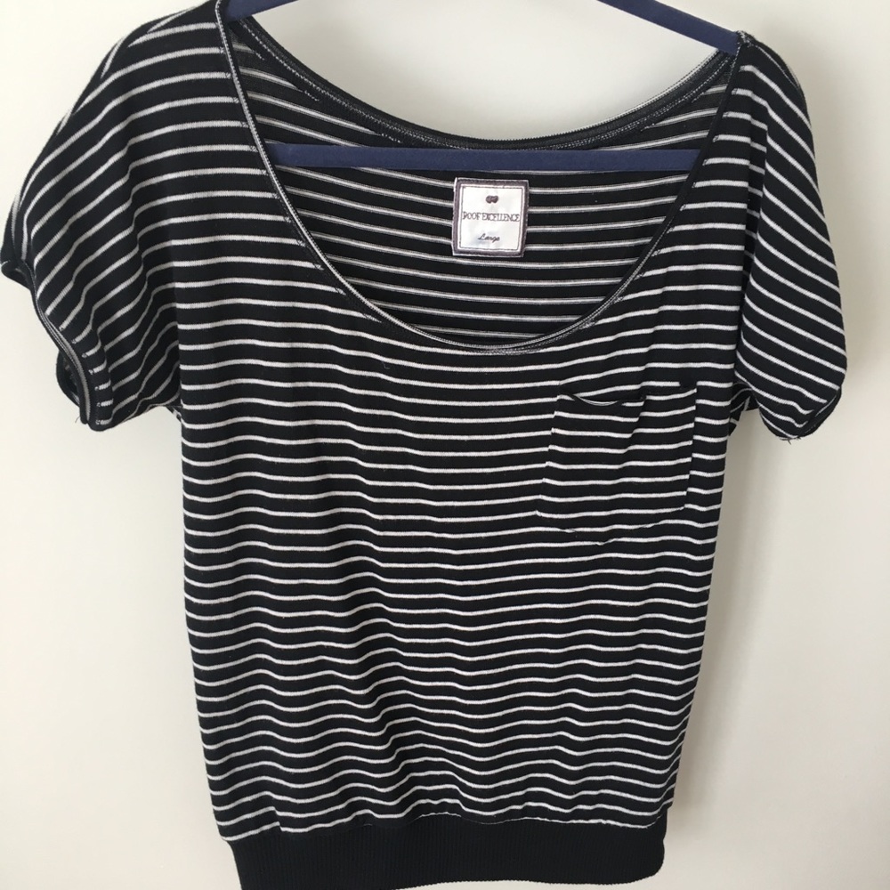 Poof excellence short sleeve sweater size large